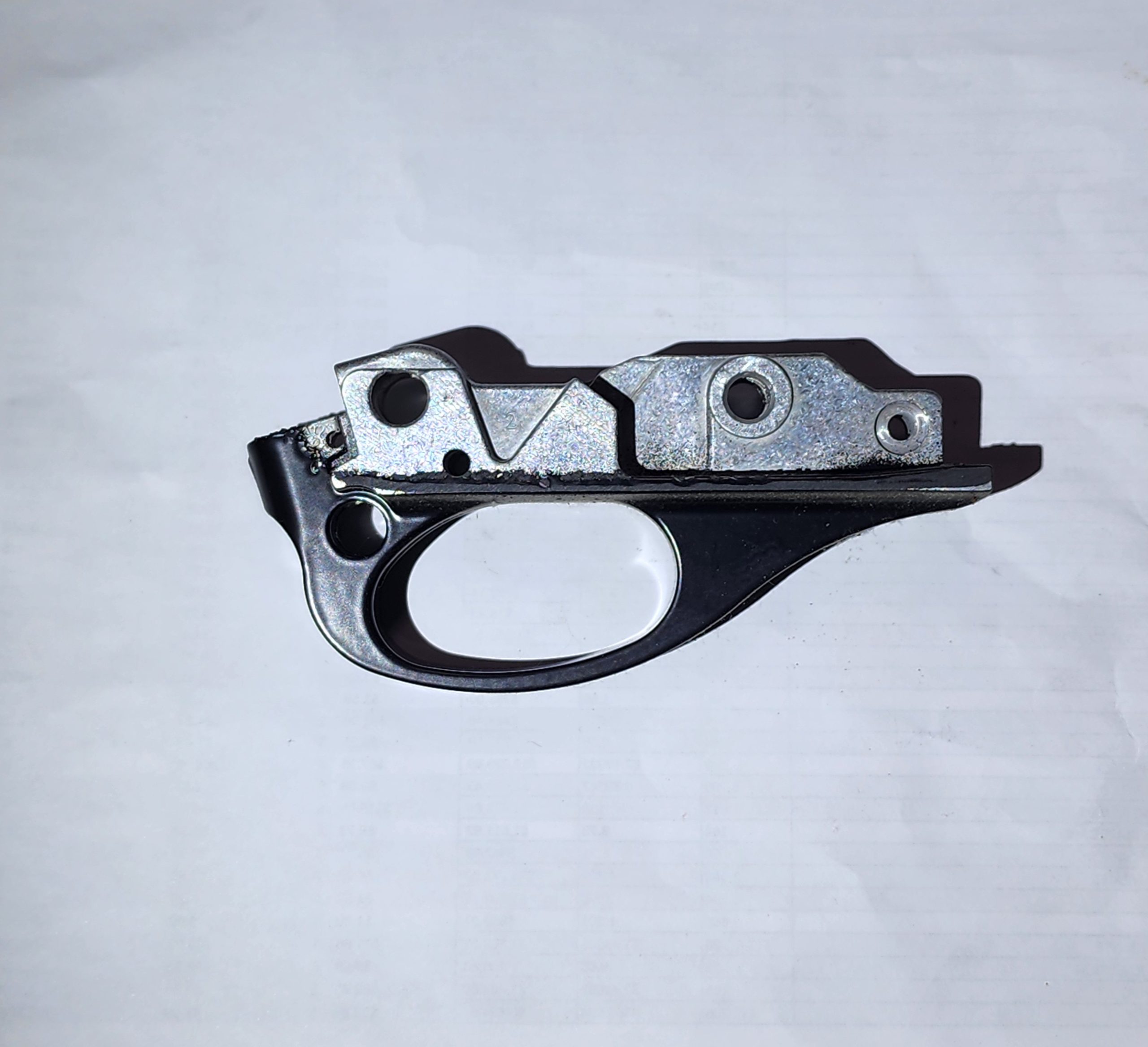 REM 572  TRIGGER PLATE GLOSS RH SAFE