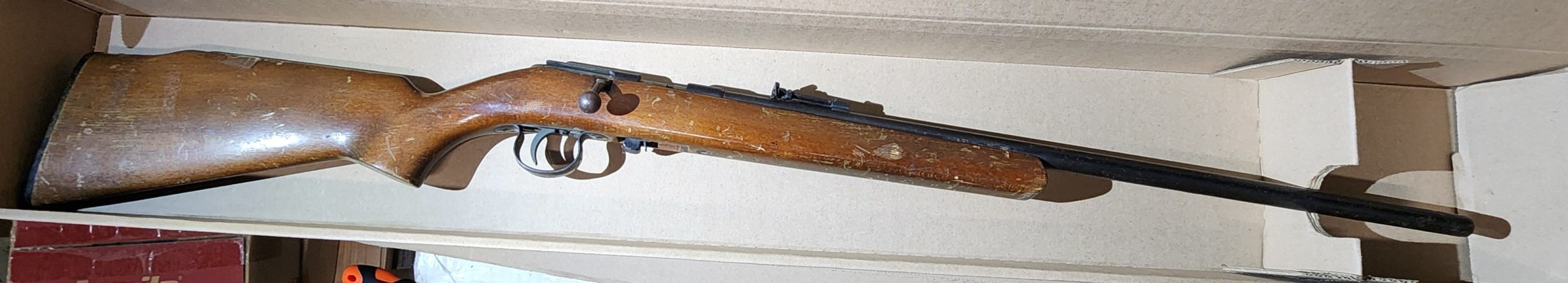 ANSCHUTZ MOD. 1400 USED GRADE B-C .22LR NO MAG