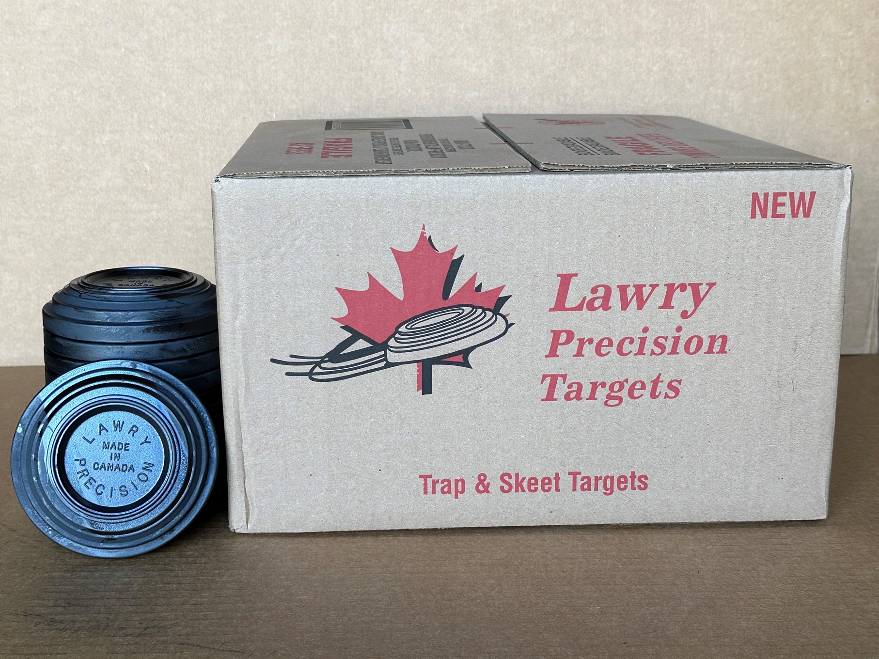 LAWRY PREMIUM CLAY TARGETS 135 PACK BLACK