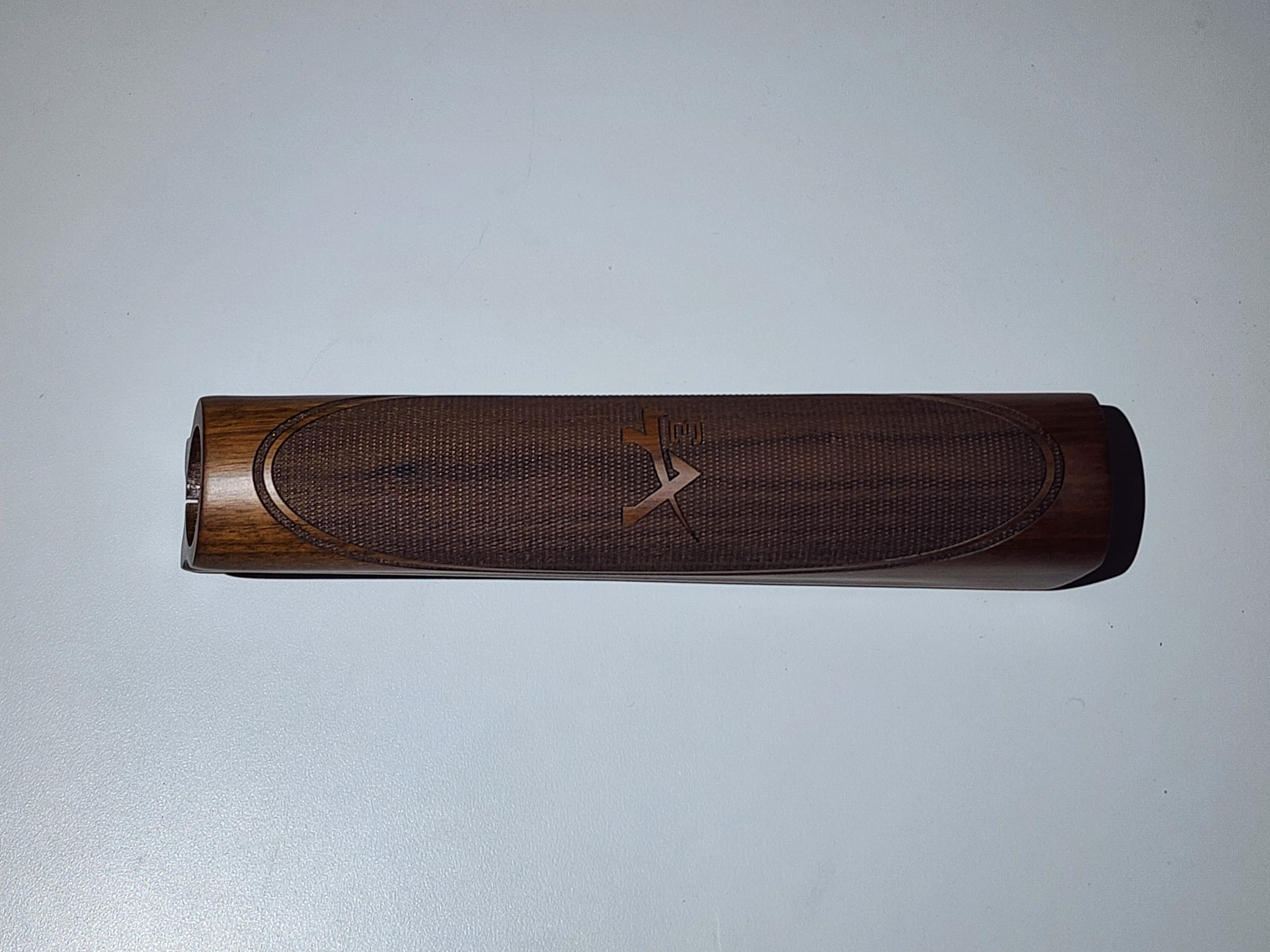 REM V3 12 GA FOREND ASSEMBLY WALNUT CHECKERING